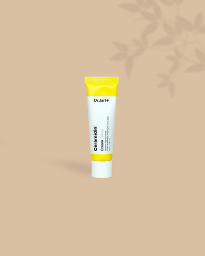 Incredibly moisturising and nourishing, the Dr.Jart+ Ceramidin Cream leaves skin bursting with hydration. Helping to replenish moisture while fortifying your skin���������������������������s natural barriers, the formula is designed to reduce the risk of water loss throughout the day. The ideal companion for dry or dehydrated complexions, it�������ï