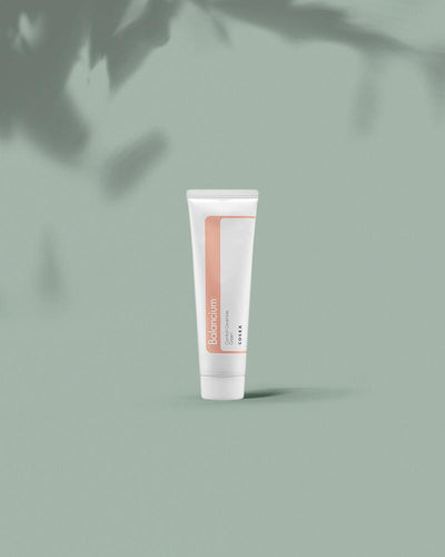 Strengthen and regenerate sensitive skin with the COSRX Balancium Comfort Ceramide Cream; a lightweight, yet rich face moisturiser formulated to provide irritated skin with soothing hydration without leaving behind a greasy residue.Boasting a matte balm texture that melts rapidly into skin and comforts both oily and dry skin types, the rebalancing cream harnesses the power of premium ingredients like medical-grade Centella Asiatica and Rx.
