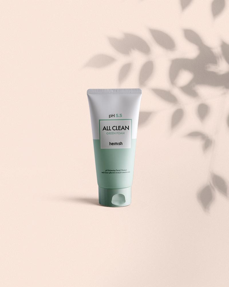 With a ph of 5.5, this cleansing foam from cult K-Beauty brand Heimish keeps your skin?s optimal pH balance while effectively removing impurities, enabling your skin to function at its best.Free from parabens, every ingredient used has safe EWG ratings of 1 or 2 yet. Those with sensitive skin will rejoice on reading the ingredients list! Witch Hazel water, a better alternative to Salicylic acid for sensitive skin types, helps to heal and control acne whilst being a potent anti-inflammatory agent.